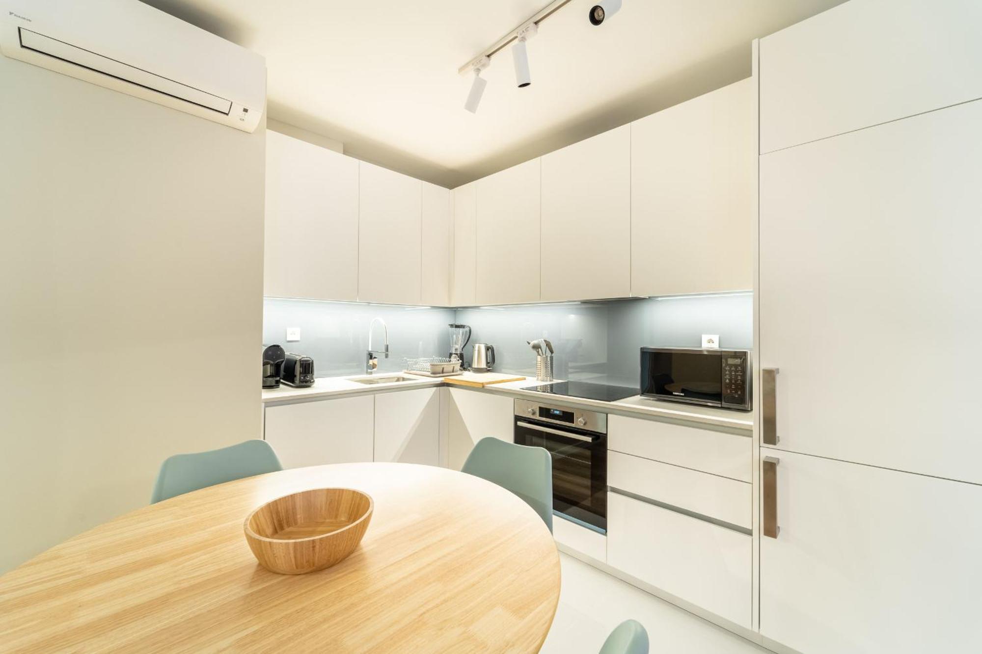On The Square Studio - City Center By House And People براغا المظهر الخارجي الصورة